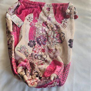 JOHNNY WAS YAMA GARDEN Cozy Blanket Shoulder Bag